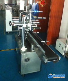 全自動平面貼標機與智能機器人研發 應用、報價與創新融合